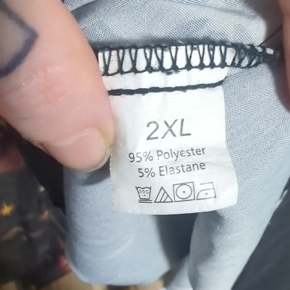 Black Lace Nightgown with Bat Pattern - Picture 5 of 5